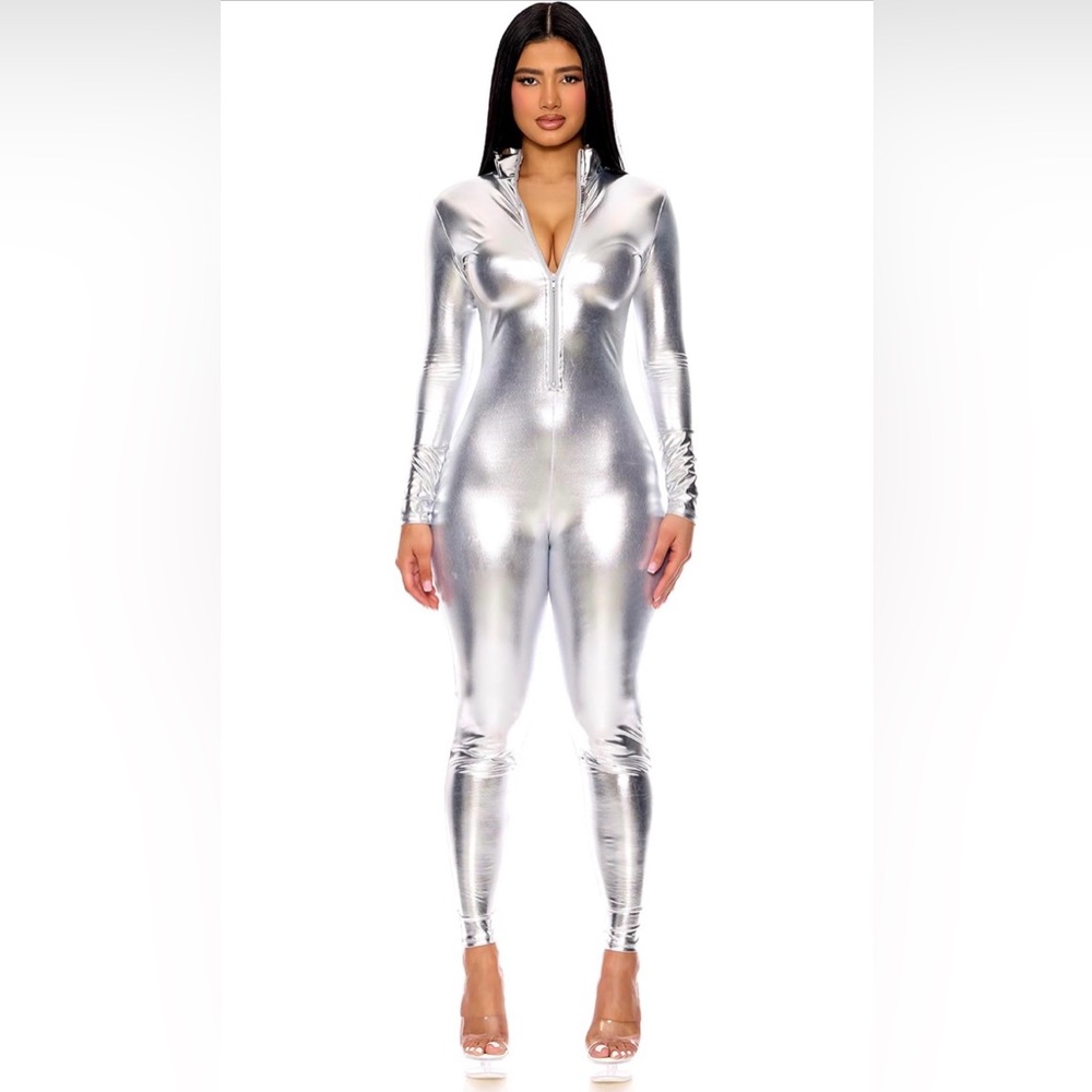 NWT: Sexy Silver Metallic Bodysuit onesie - adult woman s/m